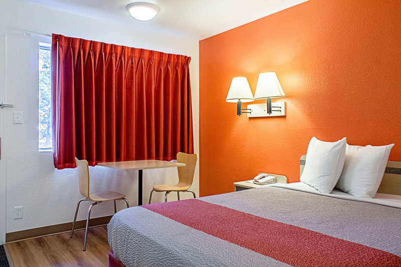 motel 6 kalispell mt