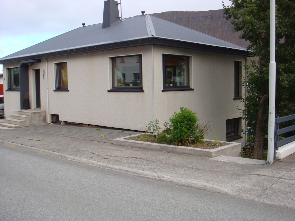 solheimar studio apartment