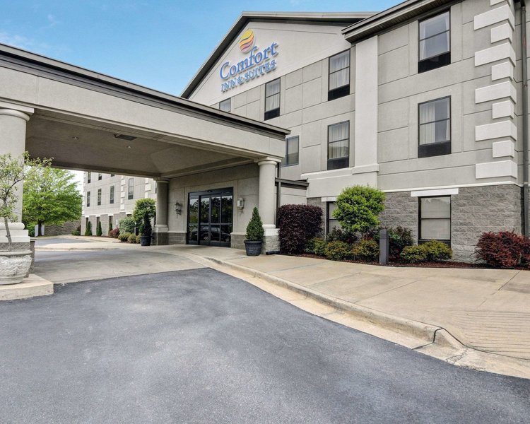 Comfort Inn & Suites Hot Springs Midtown