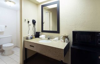 red roof inn hot springs