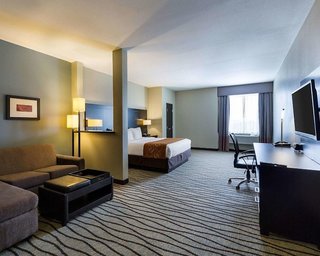 Comfort Suites Near Westchase On Beltway 8,Downtown Houston>>Dallas,3 star