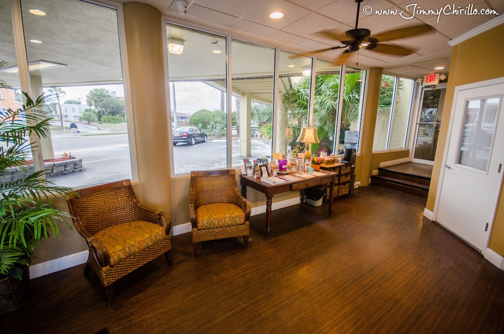 outrigger beach club resort