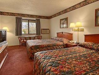 super 8 by wyndham hudson