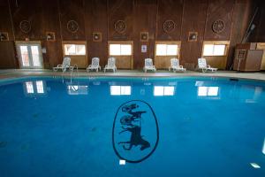carriage house country club