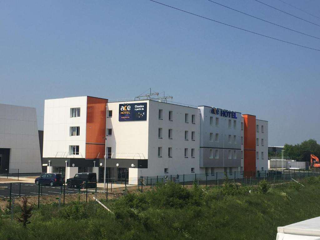 ace hotel paris sud villabe