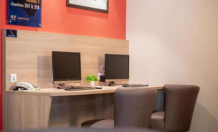 ace hotel paris sud villabe