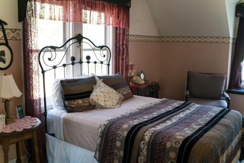 the mulberry inn