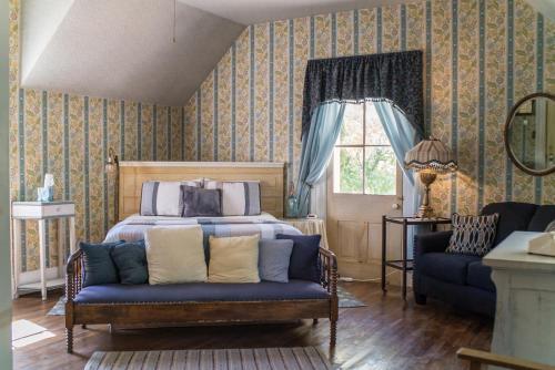 the mulberry inn