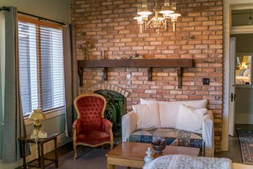 the mulberry inn