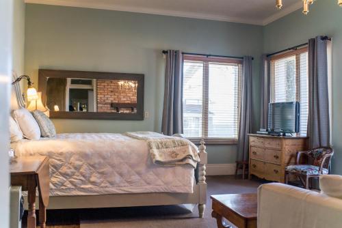 the mulberry inn