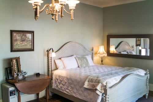 the mulberry inn