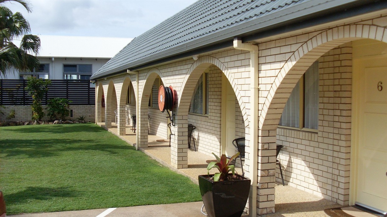 sunshine coast airport motel