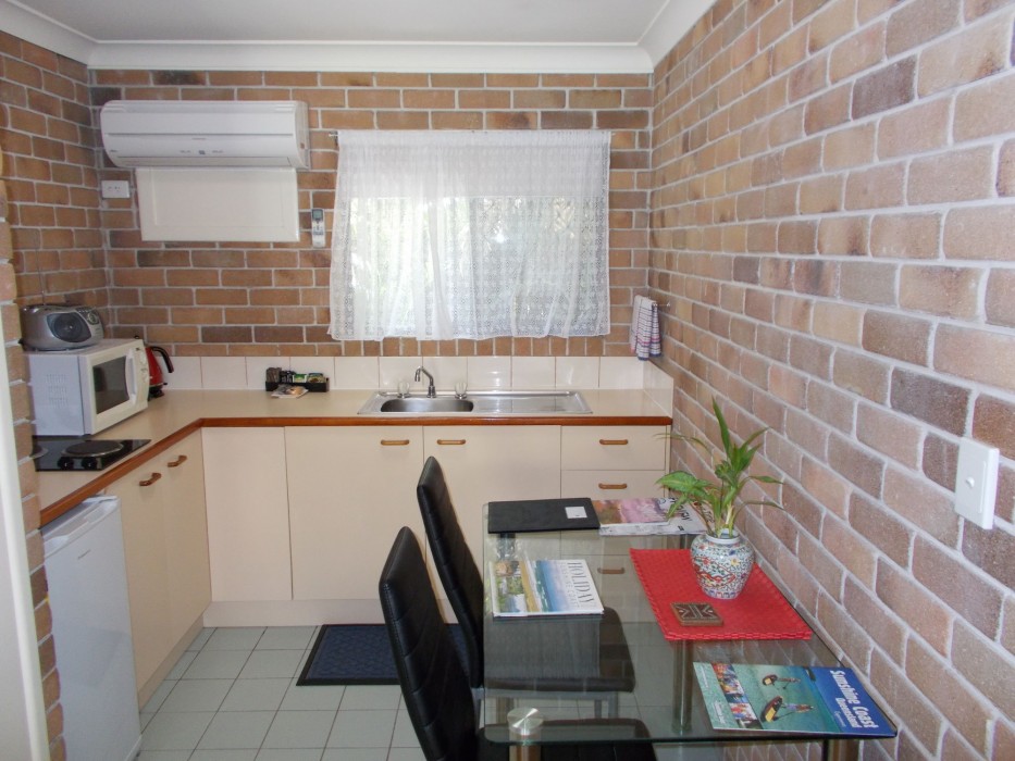 sunshine coast airport motel