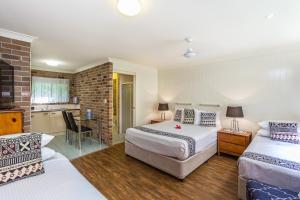 sunshine coast airport motel