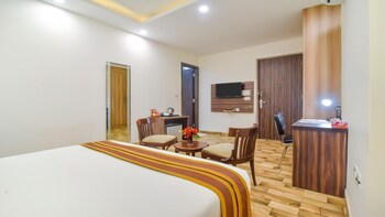 royal residence galleria