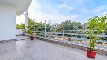 royal residence galleria