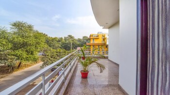 royal residence galleria