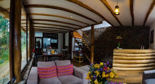 bamboo lodge sacred valley