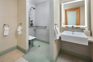 pier south resort autograph collection by marriott
