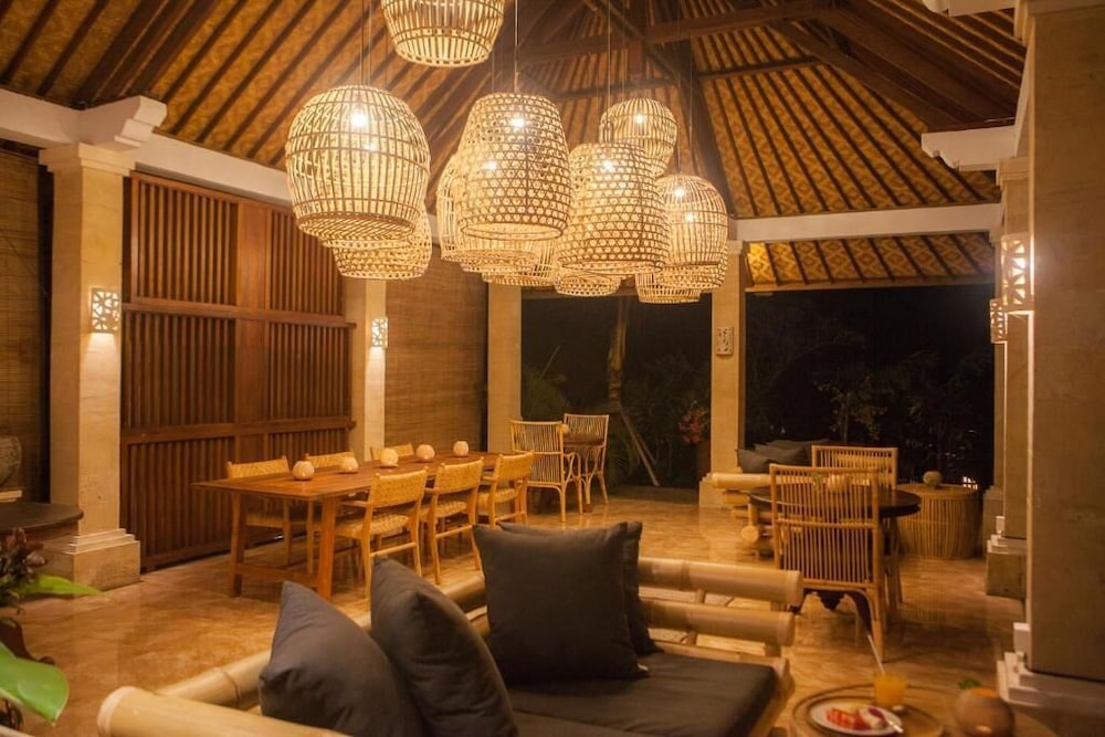 pelangi villas sidemen