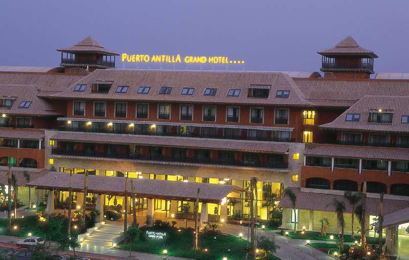 puerto antilla grand hotel