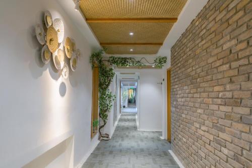 xian travelling with hostel zhu que men