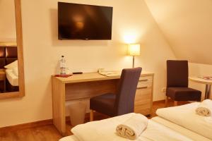 bernstein acamed resort