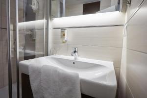 bernstein acamed resort