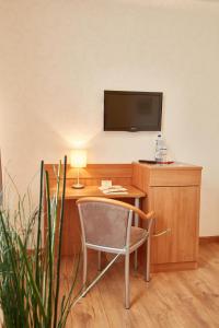 bernstein acamed resort