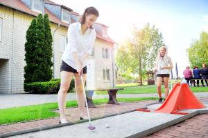 bernstein acamed resort