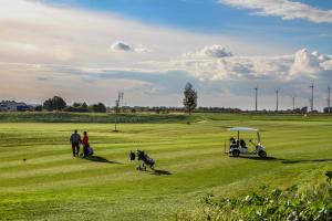 bernstein acamed resort