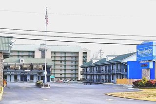 pigeon forge parkway inn