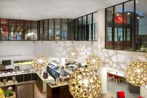 ibis melbourne hotel and apartments