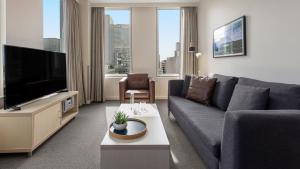 oaks melbourne on market hotel