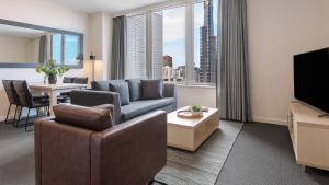 oaks melbourne on market hotel