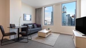 oaks melbourne on market hotel