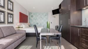 Oaks Melbourne On Collins Suites,Victoria>>Melbourne,5 star