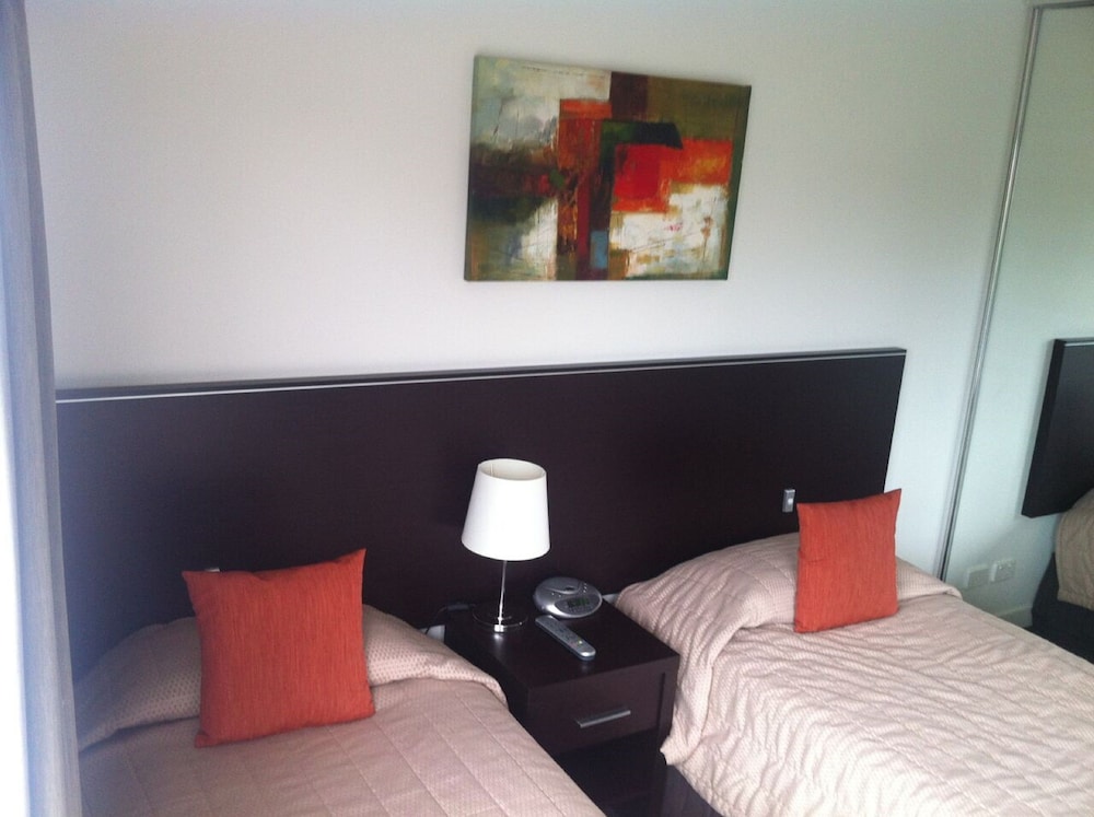 st kilda central apartment hotel