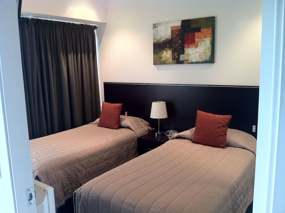 st kilda central apartment hotel