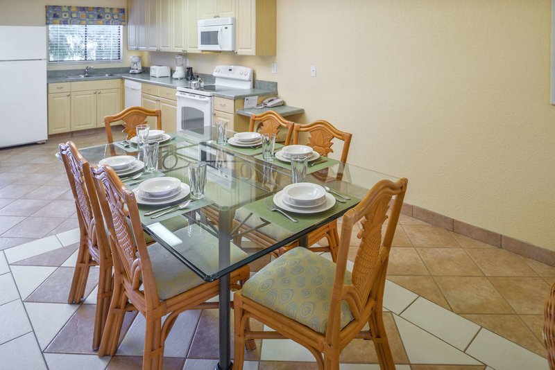 orbit one vacation villas