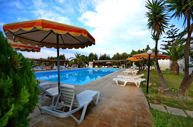 summer village of hippokrates