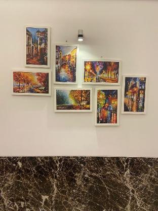 hotel bkc crown near trade centre visa consulate