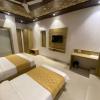 hotel bkc crown near trade centre visa consulate