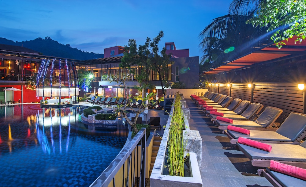 red ginger chic resort