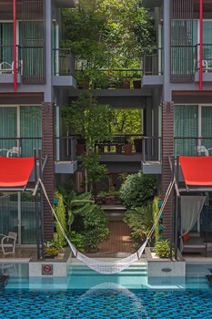 red ginger chic resort
