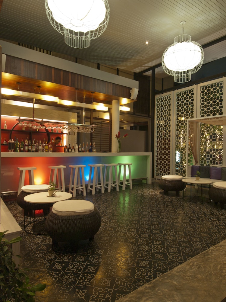 red ginger chic resort