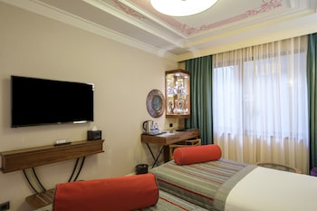 golden age hotel taksim