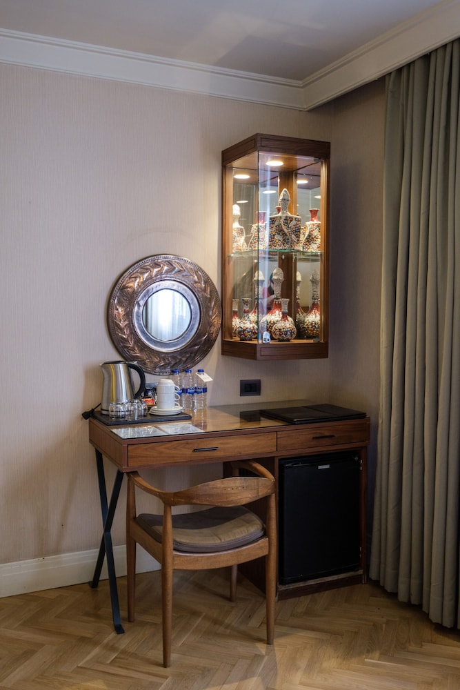 golden age hotel taksim