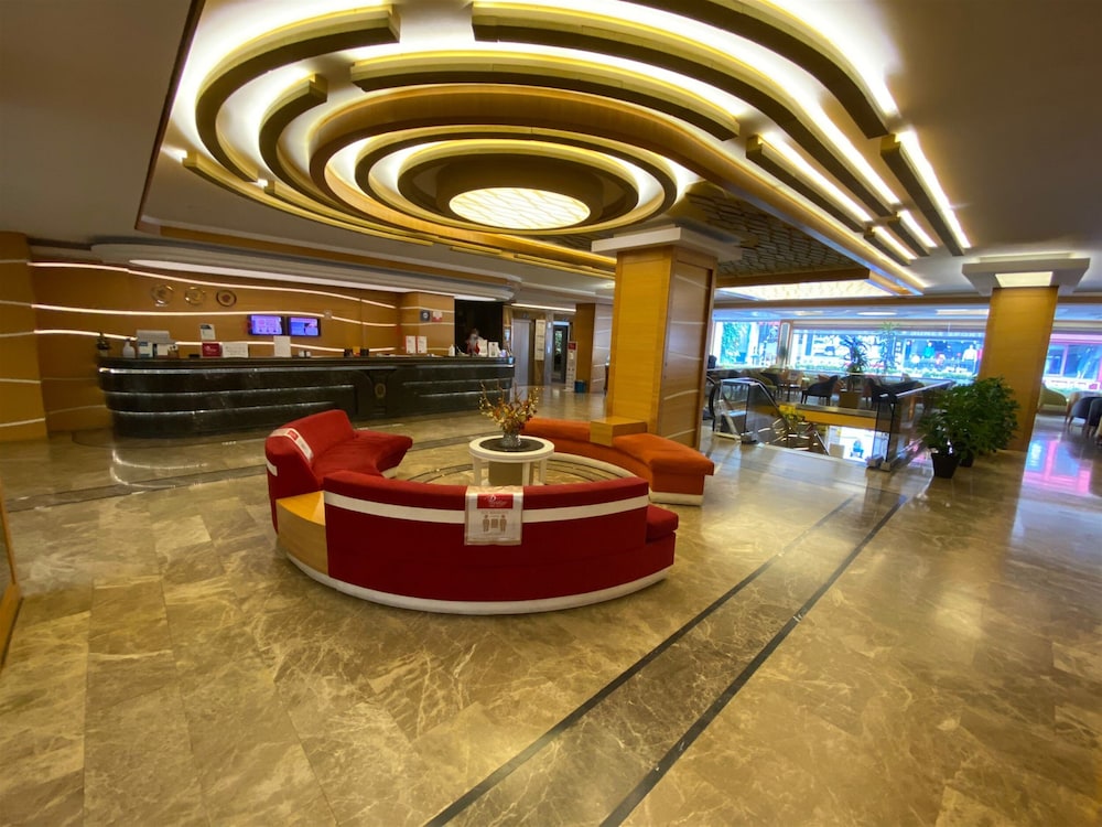 prestige hotel old city