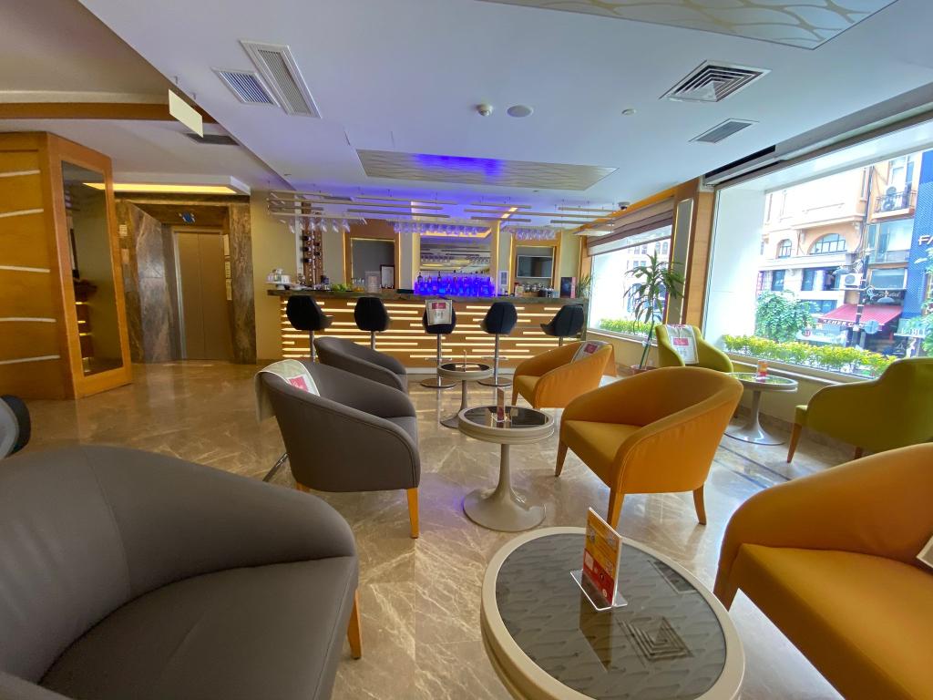 prestige hotel old city